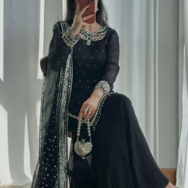 Gadhwal Silk Premium